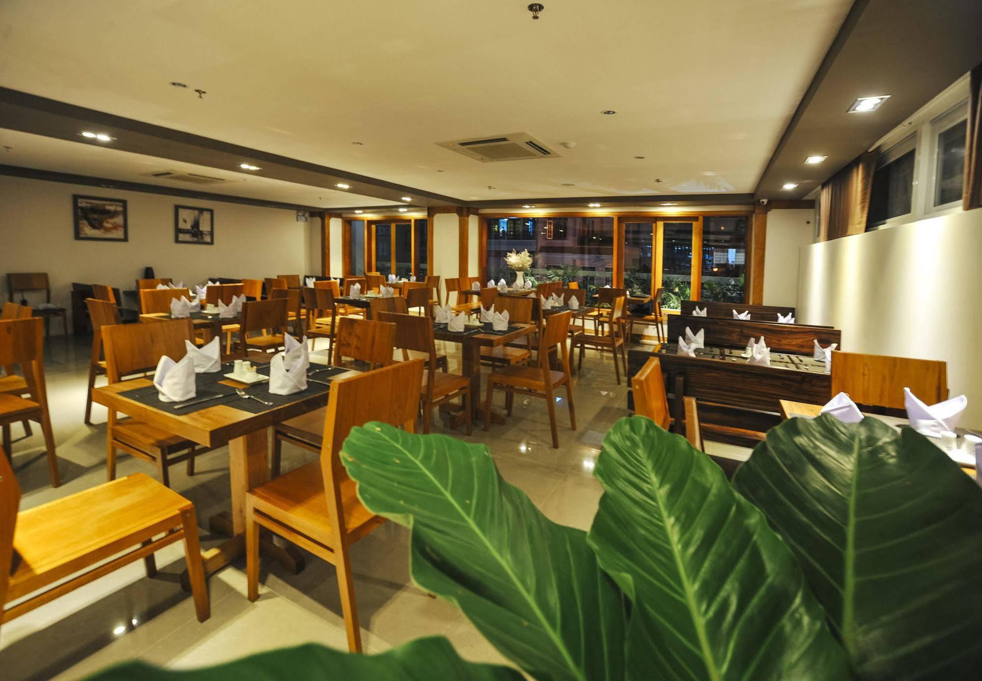 Seasing Boutique Hotel Nha Trang Exterior foto