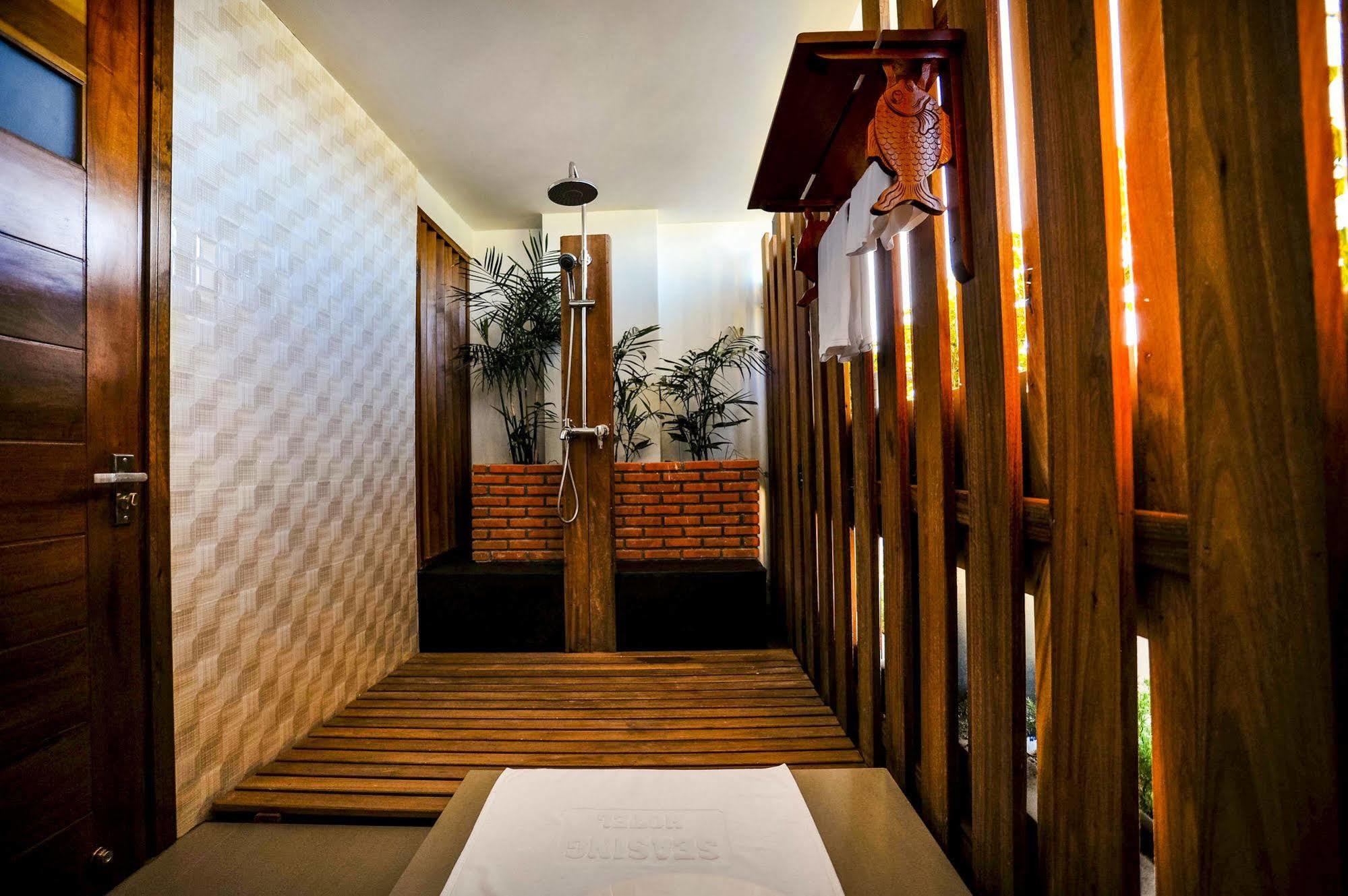 Seasing Boutique Hotel Nha Trang Exterior foto